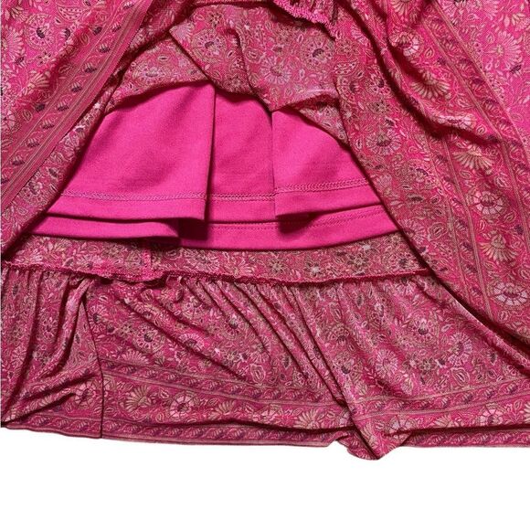 EVEREVE Elena Short Sleeve Floral V Neck MIdi Dress Pink Size Medium - Picture 12 of 14